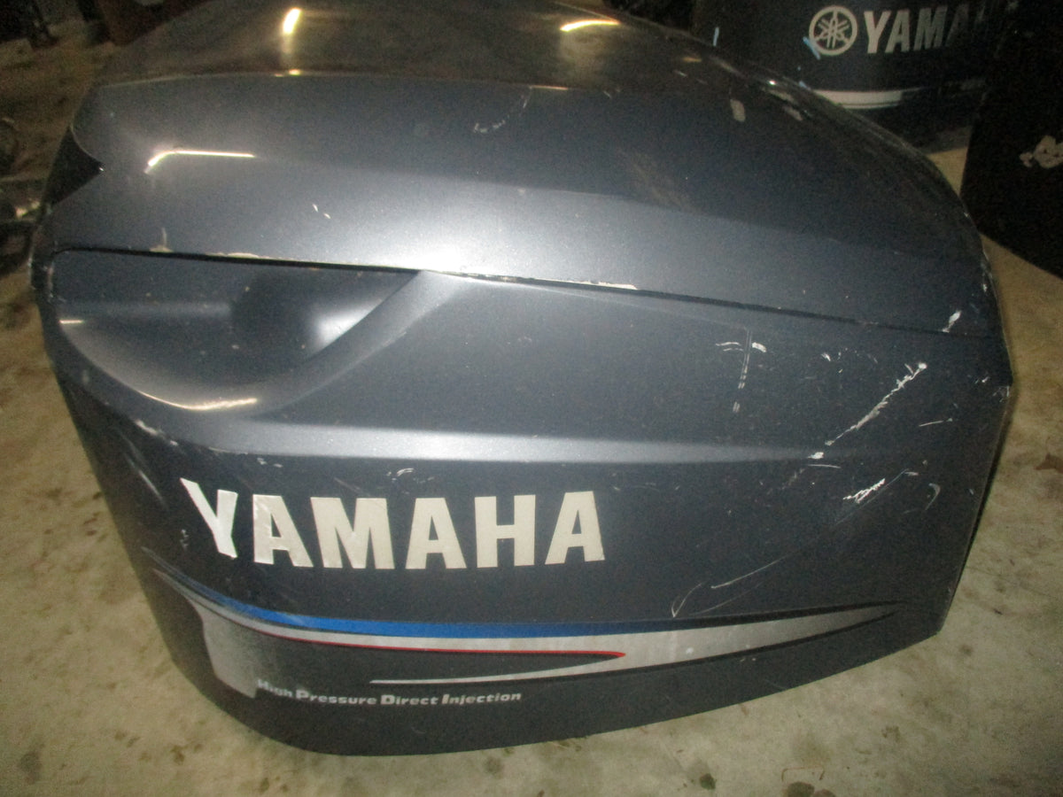 Yamaha 300hp HPDI 2 stroke outboard top cowling