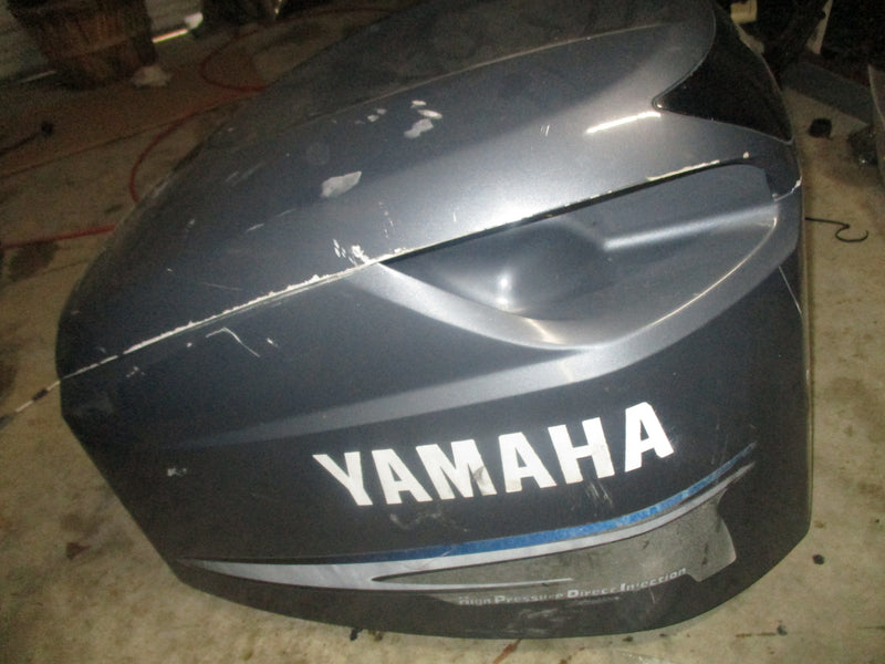 Yamaha 300hp HPDI 2 stroke outboard top cowling