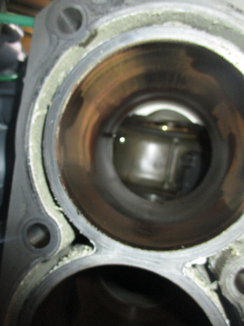 Suzuki DF300B outboard crankcase block