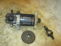 Load image into Gallery viewer, Johnson 90hp 60 degree 2 stroke outboard Starter and Bendix (586284)
