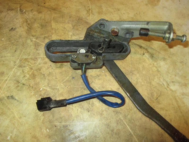 Yamaha 200hp HPDI 2 stroke outboard neutral switch and bracket (68F-44117-00-15)
