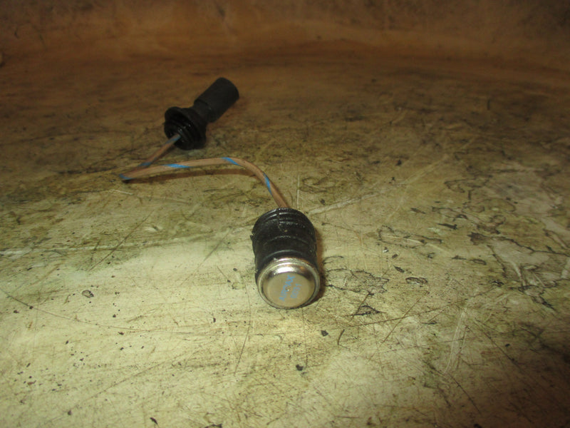 Johnson 90hp 60 degree 2 stroke outboard Cylinder Temp Sensor