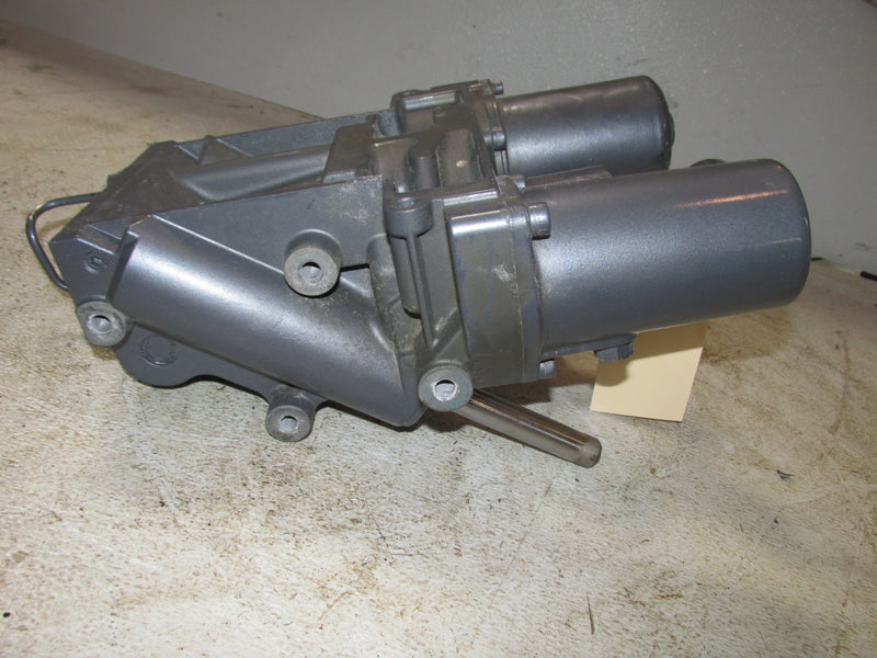 Yamaha 200hp 3.3L 4 Stroke Outboard Tilt Trim Unit (69J-01)