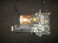 Load image into Gallery viewer, Mercury 90hp 4 stroke outboard tilt trim unit PARTS ONLY
