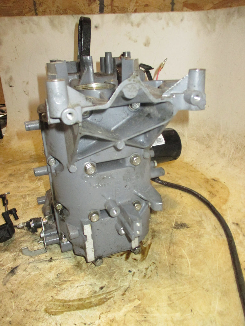 Yamaha 40hp 4 stroke outboard crankcase block 67C-01