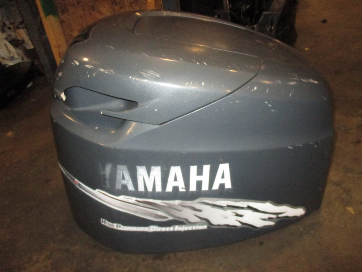 Yamaha 200hp HPDI 2 stroke outboard top cowling