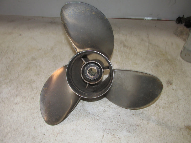Yamaha 200hp 3.3L 4 Stroke Outboard Stainless Steel Propeller (15 1/4 X 17-M)
