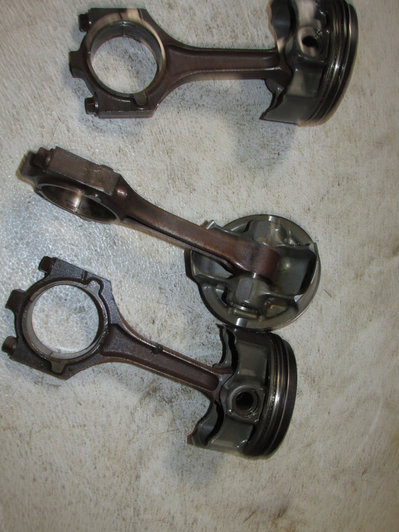 Yamaha 200hp 3.3L 4 Stroke Outboard Piston and Rod Set of 3 (69J-02)