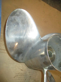 Load image into Gallery viewer, Yamaha 225-250hp outboard counter stainless prop (15 1/4 x 19)
