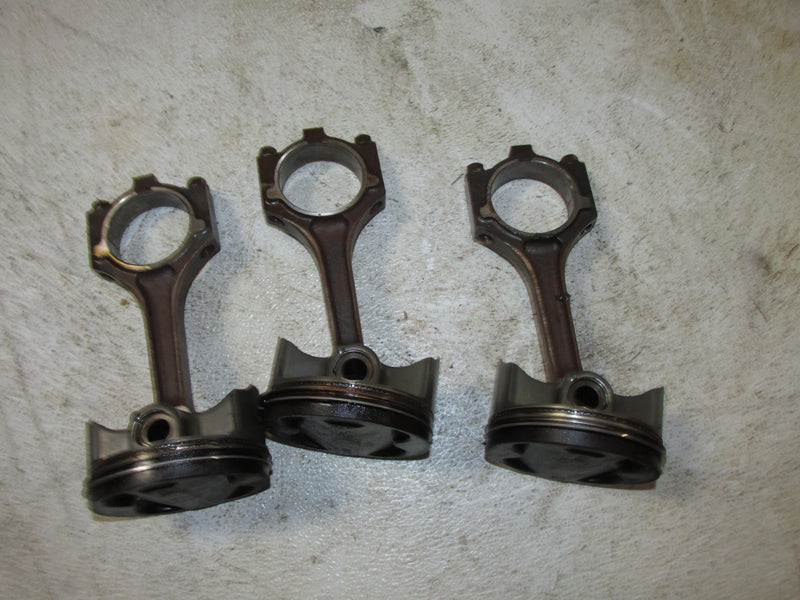 Yamaha 200hp 3.3L 4 Stroke Outboard Piston and Rod Set of 3 (69J-02)