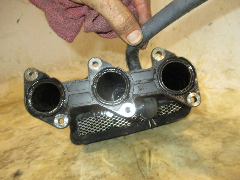 Yamaha 40hp 4 stroke outboard intake silencer 67C-14440-00