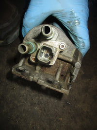 Load image into Gallery viewer, Evinrude 225hp Ficht outboard fuel water separator/ sensor (5001252)
