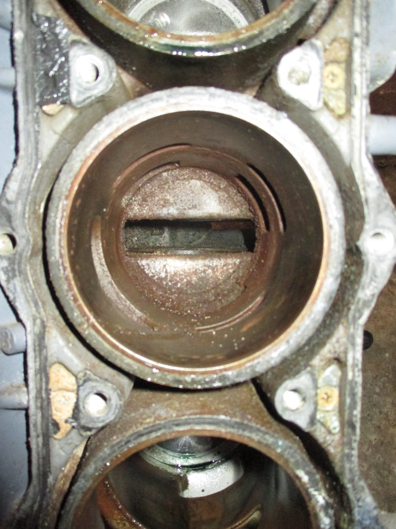 Yamaha 200hp HPDI 2 stroke outboard crankcase block