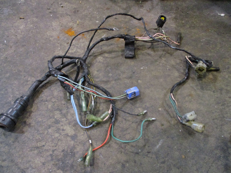 Yamaha 40hp 2 stroke outboard engine wiring harness (6H4-82590-11-00)