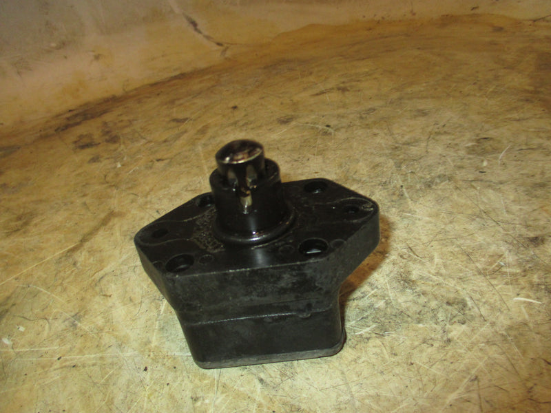 Yamaha 40hp 4 stroke outboard fuel pump (62Y-24410-02)
