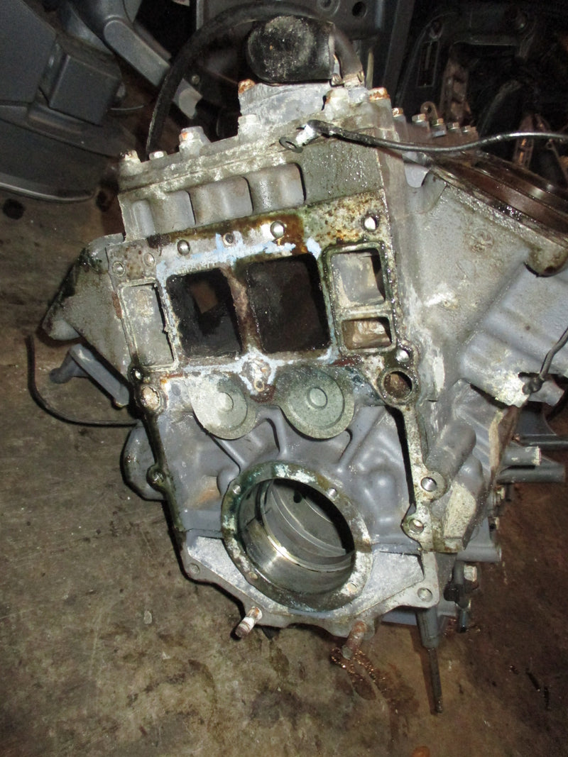 Yamaha 200hp HPDI 2 stroke outboard crankcase block