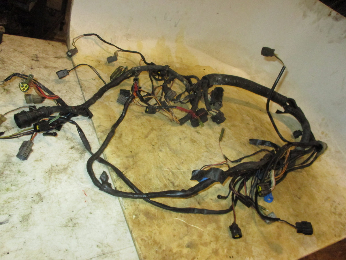 Yamaha 200hp HPDI 2 stroke outboard engine wiring harness (68F-13624-00-15)