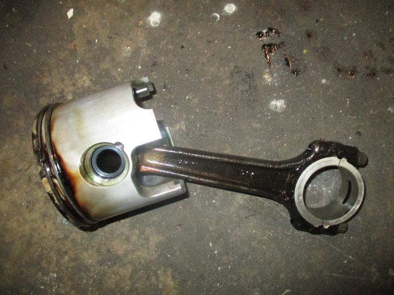 Mercury 200hp Optimax outboard port piston and rod