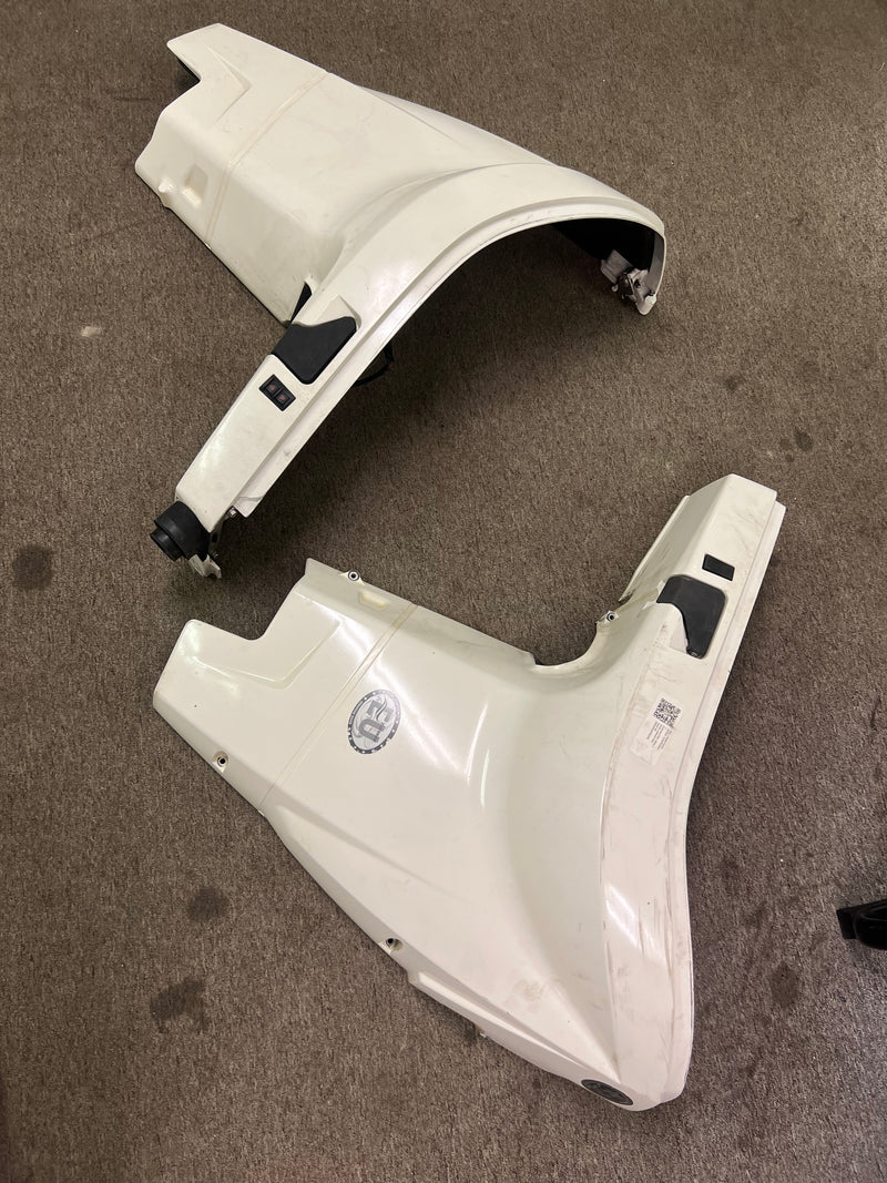 Evinrude ETEC 300hp side cover set 5005205/5005206