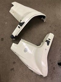 Load image into Gallery viewer, Evinrude ETEC 300hp side cover set 5005205/5005206
