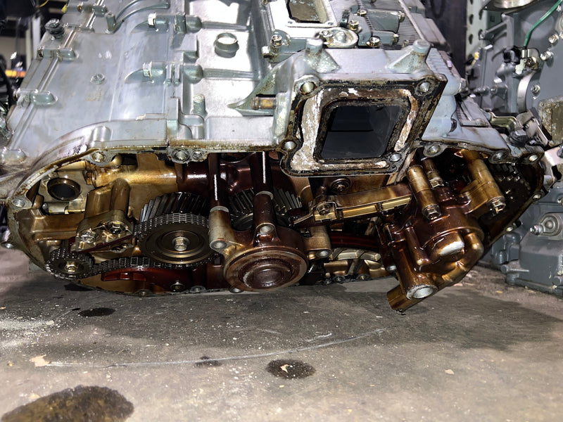 Suzuki DF150 150hp outboard crankcase powerhead