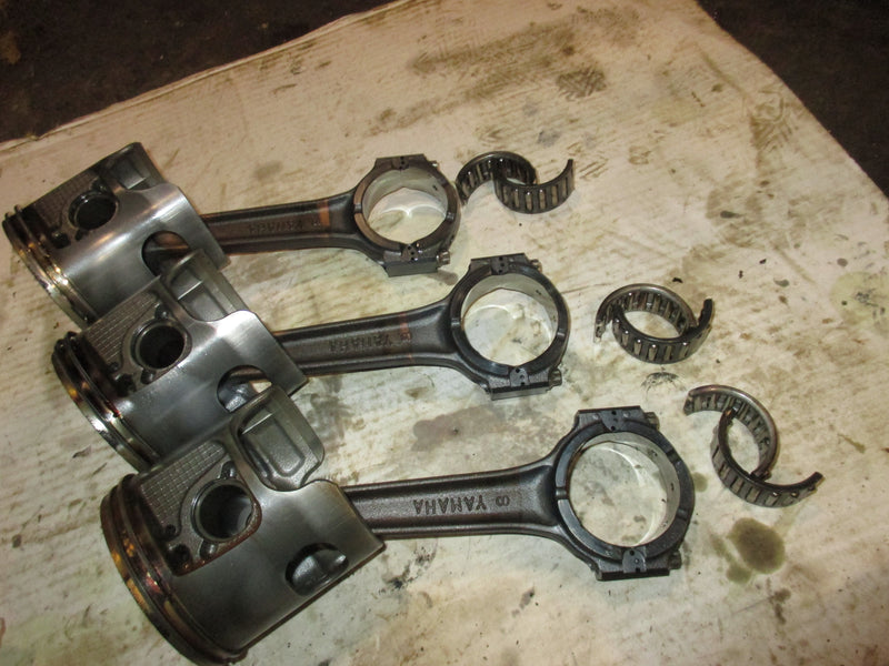 Yamaha 250hp OX66 outboard starboard piston and rod (69L-00)