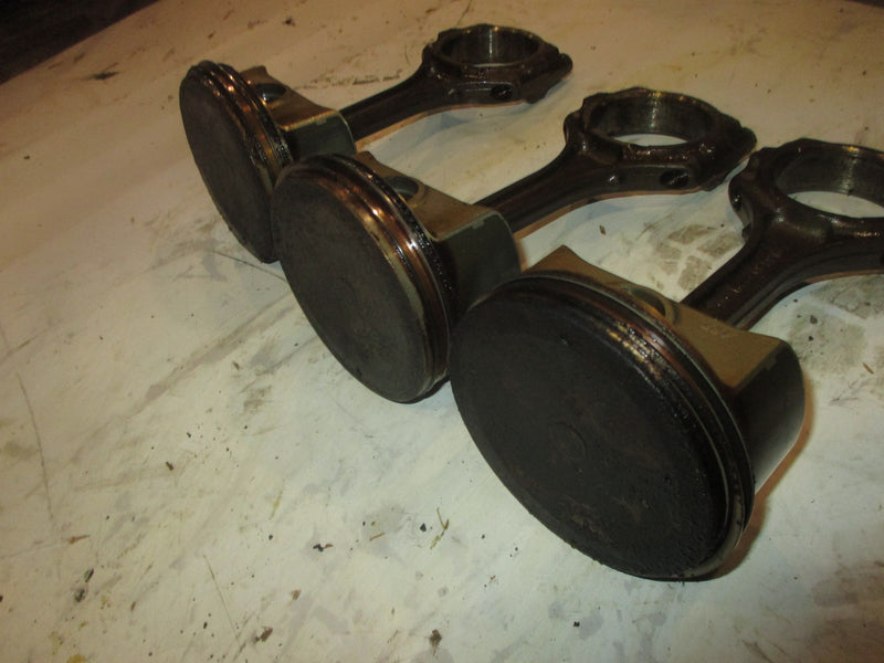 Suzuki DF200 200hp 4 Stroke Outboard Piston and Rod (12111-96L00)