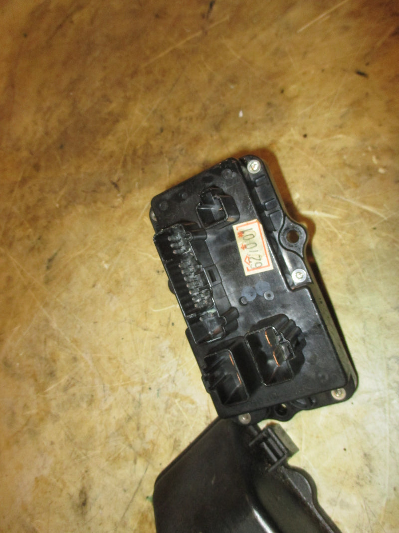 Yamaha 200hp HPDI 2 stroke outboard fuse box (68F-82170-01)