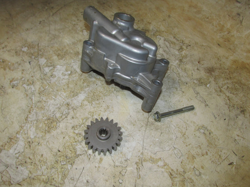 Suzuki DF200A 200HP 4 Stroke Outboard Oil Pump (16400-96J00)