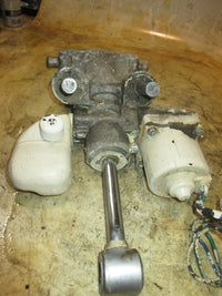 Load image into Gallery viewer, Johnson 90hp Ocean Pro 2 Stroke outboard Tilt Trim Unit
