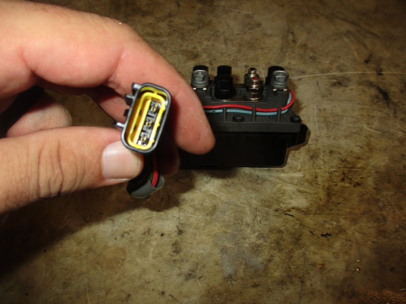 Yamaha 200hp 4 cyl 4 stroke outboard tilt trim relay (6AW-81950-00-A50)