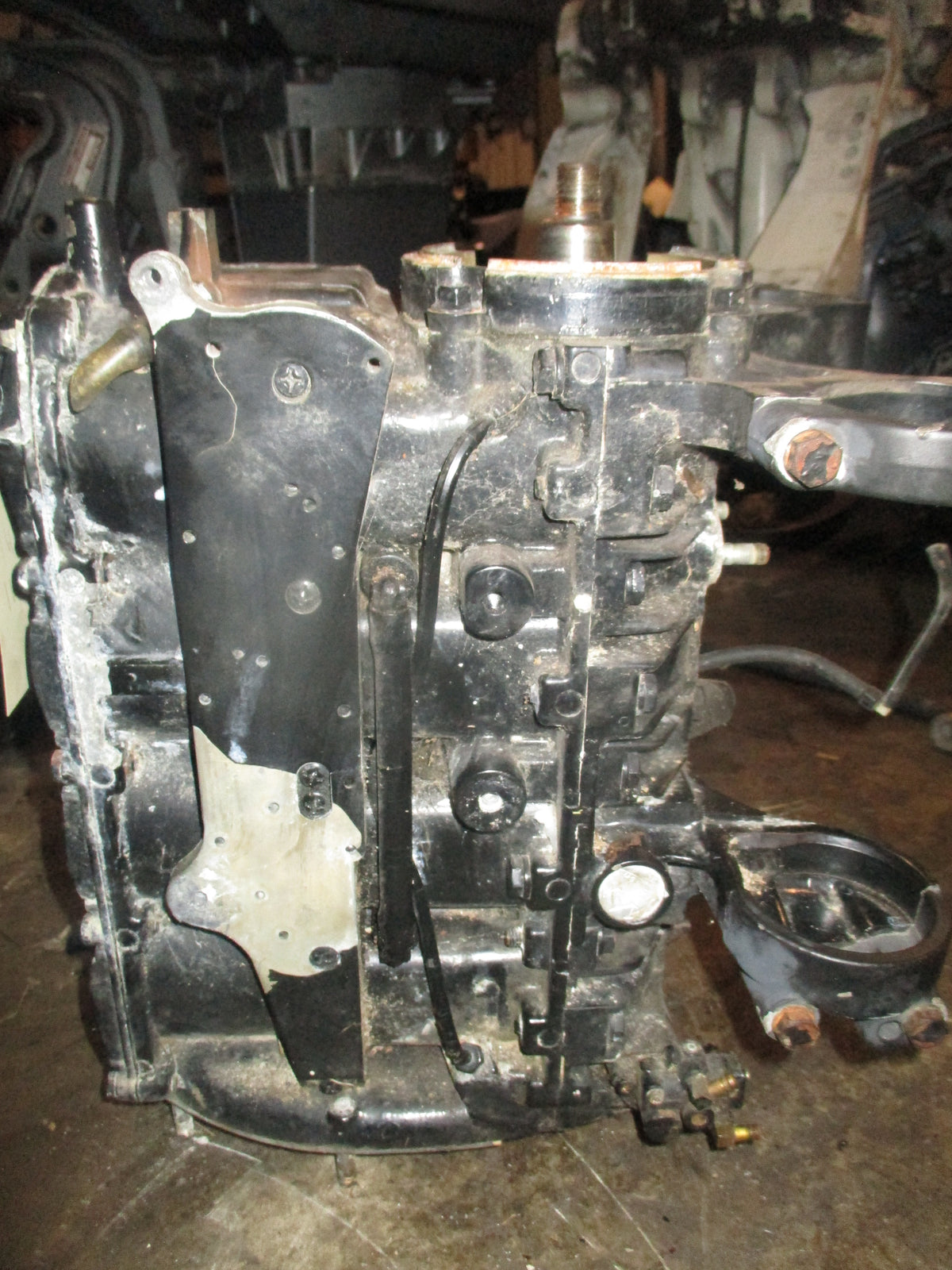 Mariner 40hp outboard crankcase powerhead