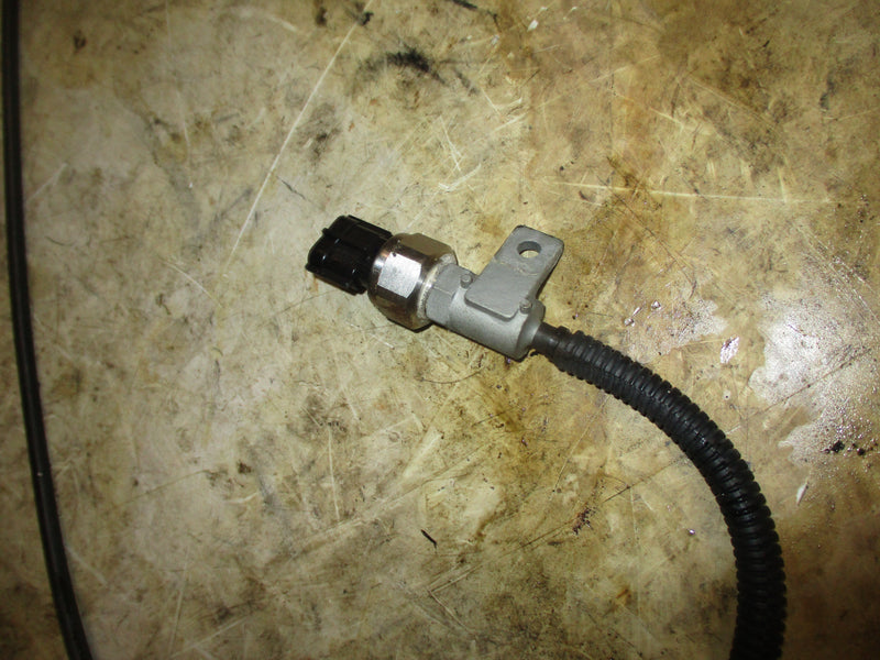 Yamaha 200hp 4 cyl 4 stroke outboard pressure sensor