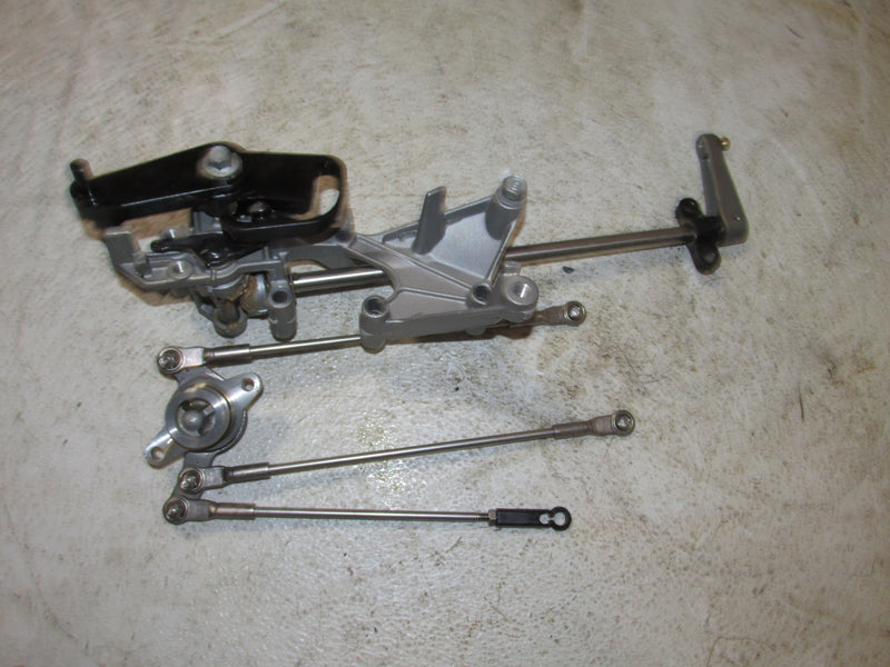 Yamaha 200hp 3.3L 4 Stroke Outboard Throttle Bracket Set (69J-41661-00-94)