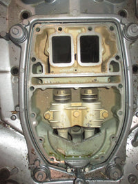 Load image into Gallery viewer, Yamaha 200hp 3.3L VMAX HPDI 2 Stroke Outboard 20 inch midsection
