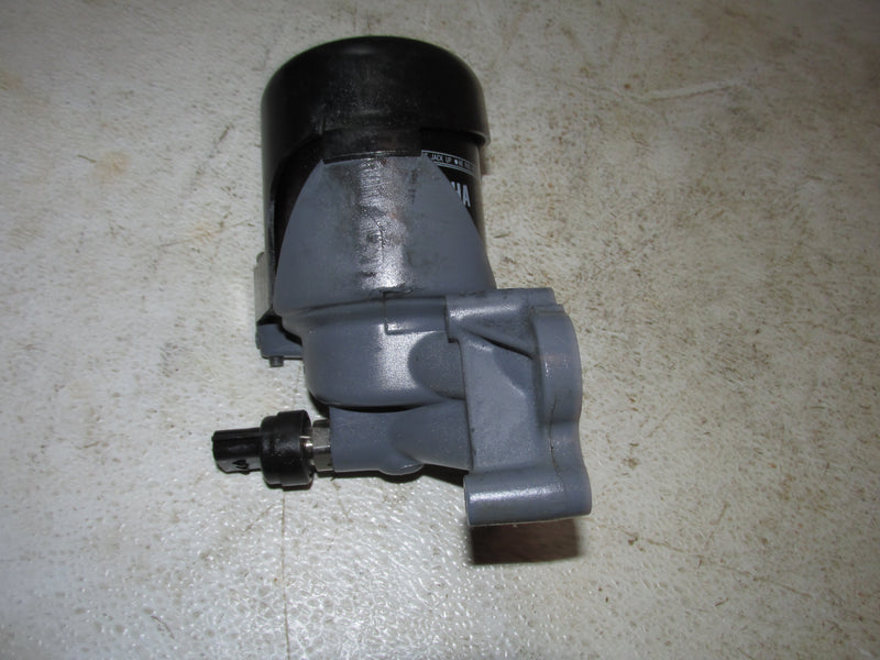 Yamaha 200hp 3.3L 4 Stroke Outboard Oil Filter Connector & Sensor