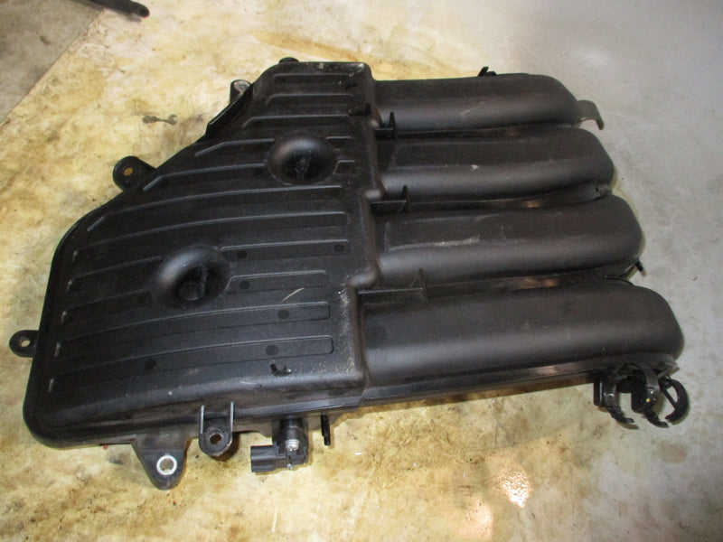 Yamaha 200hp 4 cyl 4 stroke outboard intake manifold (6DA-13641-00)