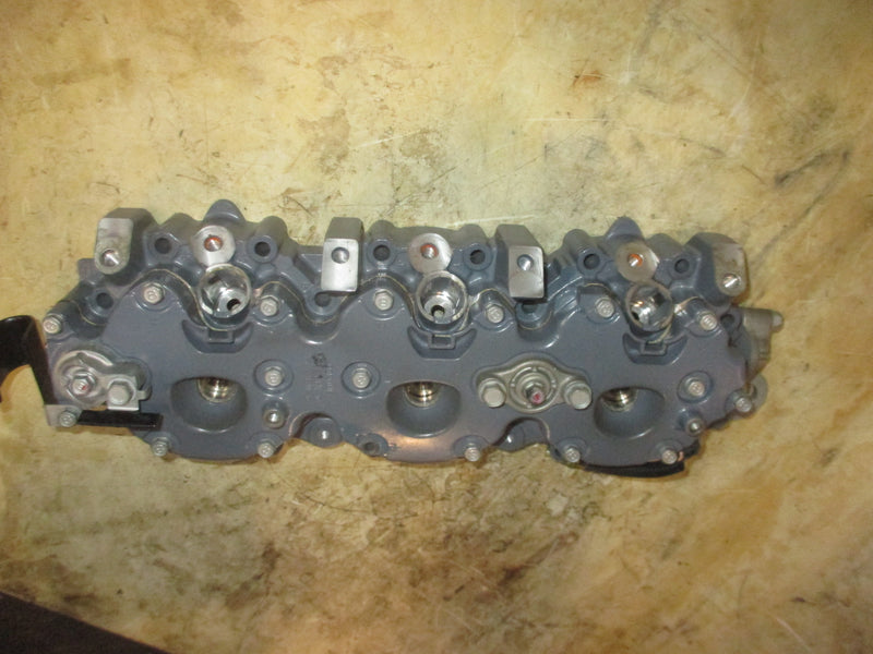Yamaha 200hp 3.3L VMAX HPDI 2 Stroke Outboard Starboard cylinder head (60V-00)