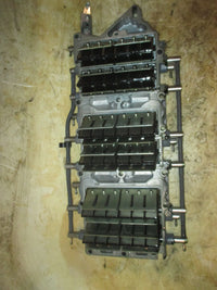 Load image into Gallery viewer, Yamaha 200hp 3.3L VMAX HPDI Outboard Intake manifold and reeds (60V-13624-0-1S)
