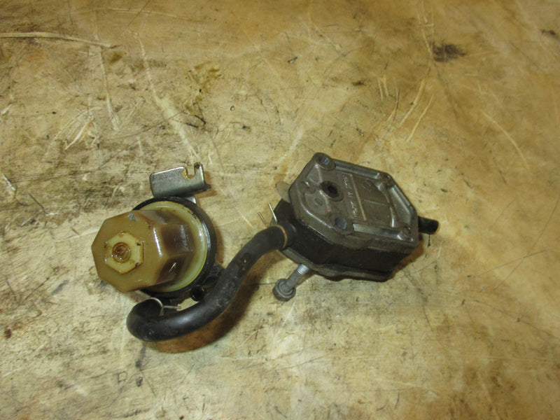 Yamaha 40hp 2 stroke outboard Fuel Pump and Filter