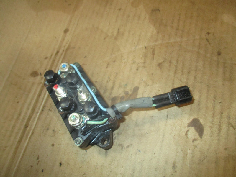 Yamaha 75hp 2 stroke outboard tilt trim relay (61A-81950)