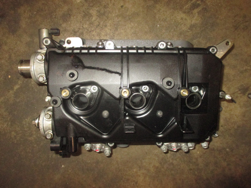 Yamaha 300hp 4 stroke outboard Starboard Cylinder Head (6CE-00)