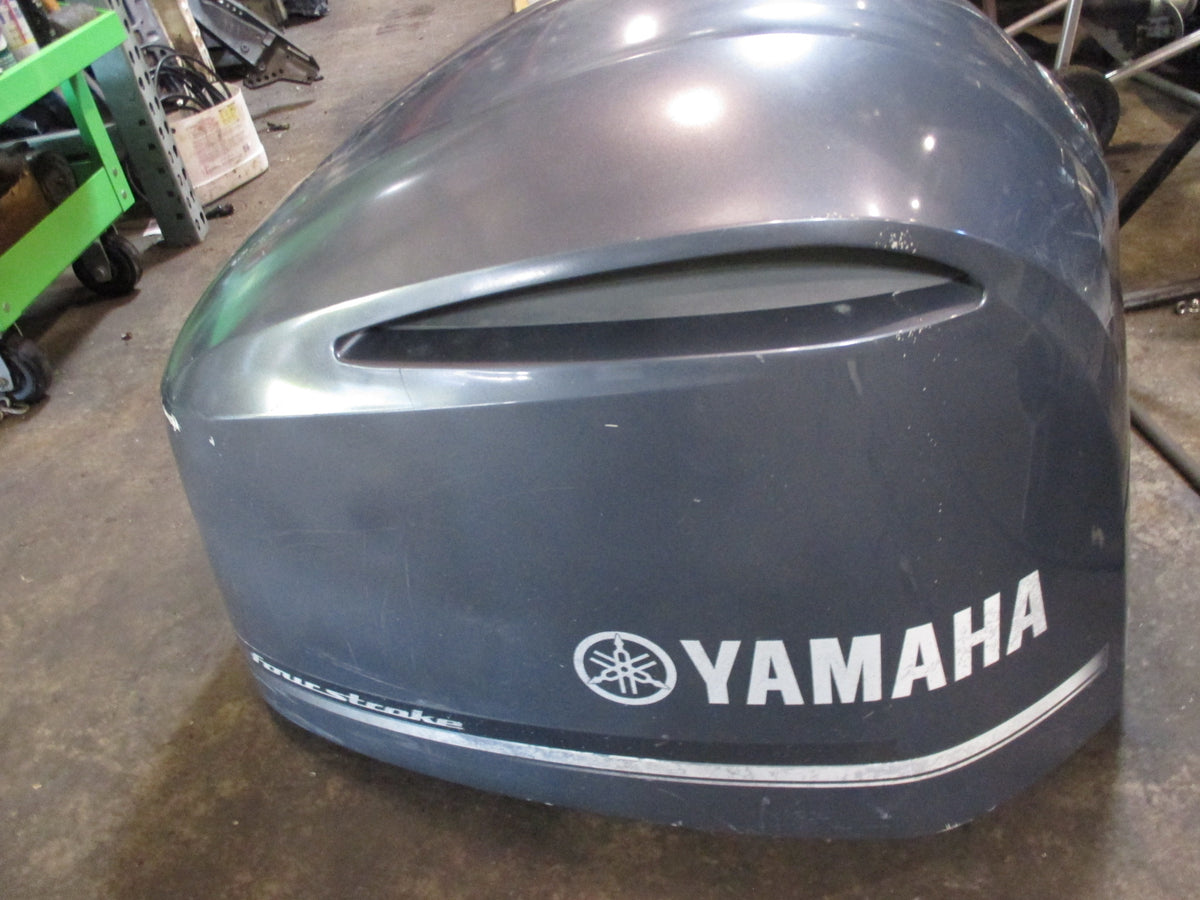 Yamaha 250hp 4 stroke outboard top cowling