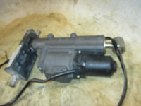 Load image into Gallery viewer, Yamaha 40 /50 hp outboard Tilt Trim unit 62Y-43800-12
