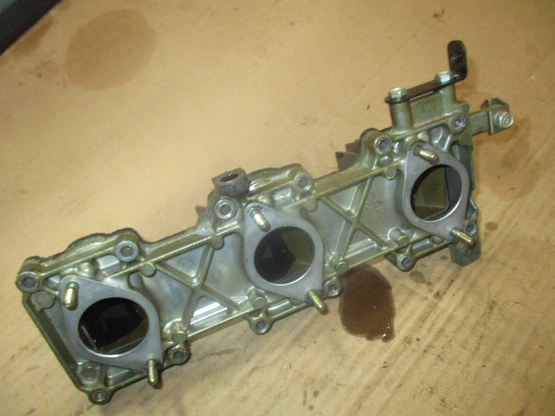 Yamaha 75hp 2 stroke outboard intake manifold with reeds (6H1-13641-02)