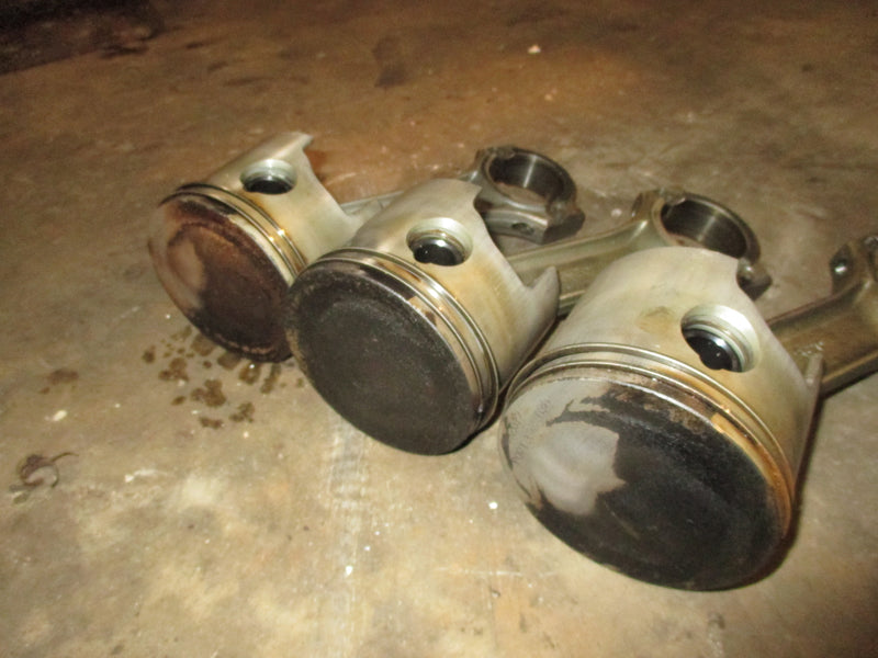 Johnson 200/225hp Ocean prop outboard port piston and rod (432-078)