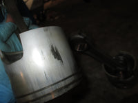 Load image into Gallery viewer, Johnson 200/225hp Ocean prop outboard port piston and rod (432-078)
