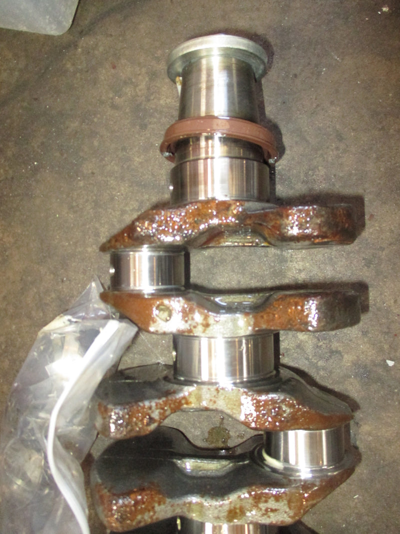 Suzuki DF115A 115hp 4 stroke outboard crankshaft