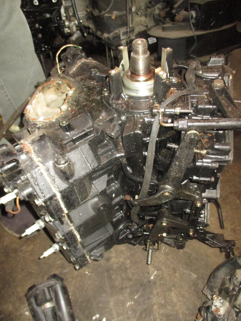 Evinrude 225hp Ocean Pro 2 Stroke outboard Crankcase Powerhead