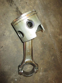 Load image into Gallery viewer, Johnson 200/225hp Ocean prop outboard starboard piston and rod (432-078)
